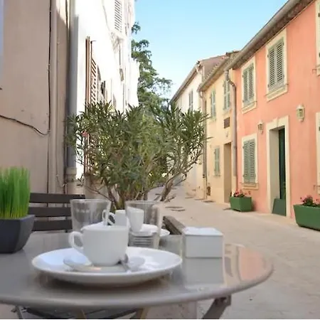 3 Centre Tropez Avec Parking 아파트 *
